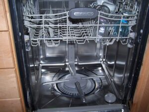 Dishwasher_disassembly_01